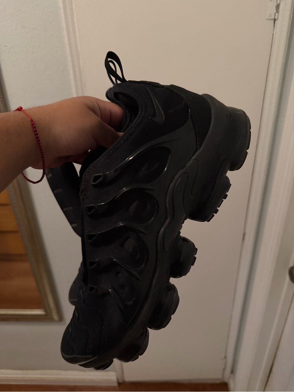 Nike Men’s Black Vapormax-style Mesh & TPU Running Sneaker